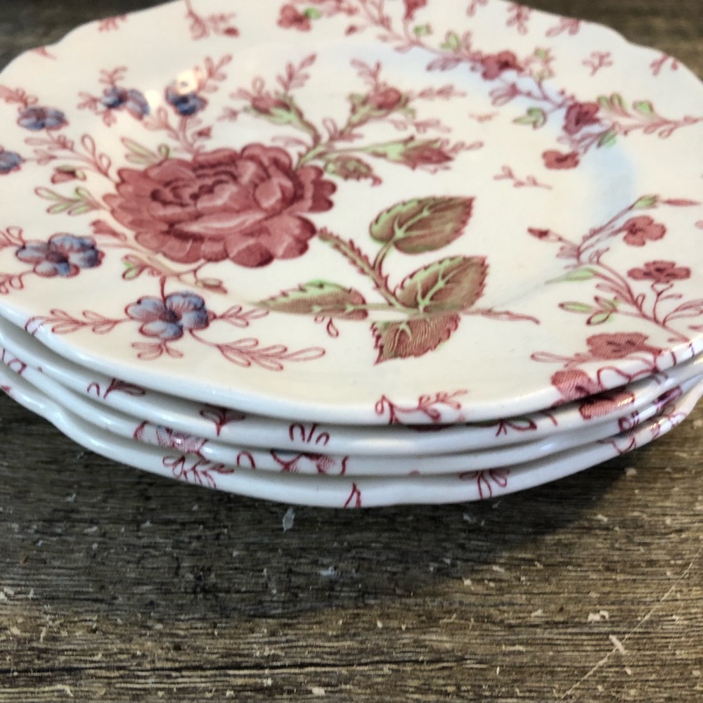 Lot of 4 Johnson Bros Ironstone Genuine Hand Engraving Rose Chintz bread plates